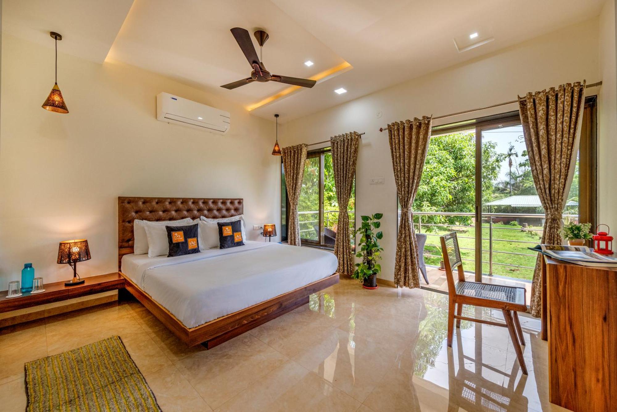 Saffronstays Lakeview Nivara - Farm Stay Villa With Private Pool Near Púna Exteriér fotografie