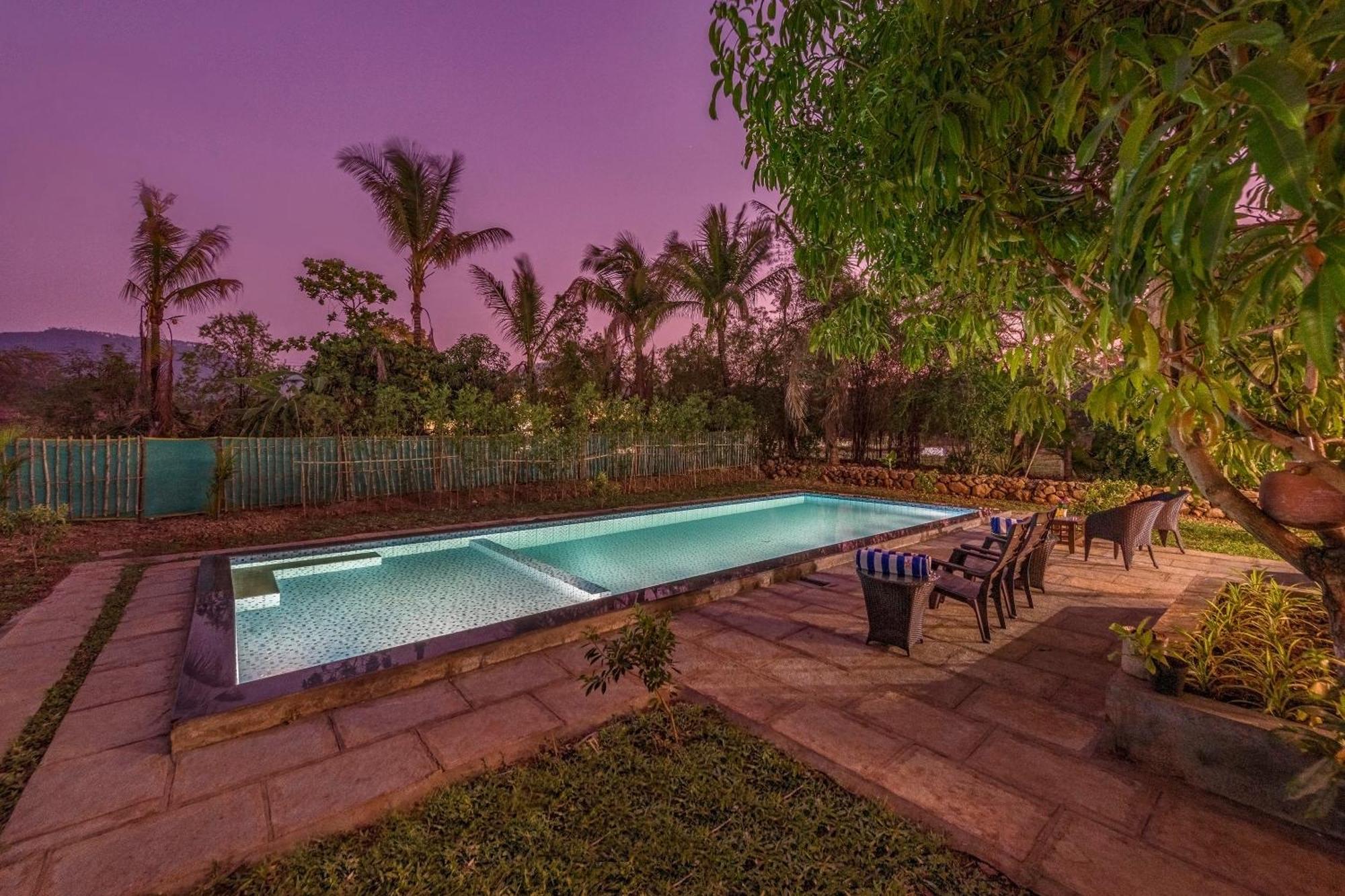 Saffronstays Lakeview Nivara - Farm Stay Villa With Private Pool Near Púna Exteriér fotografie