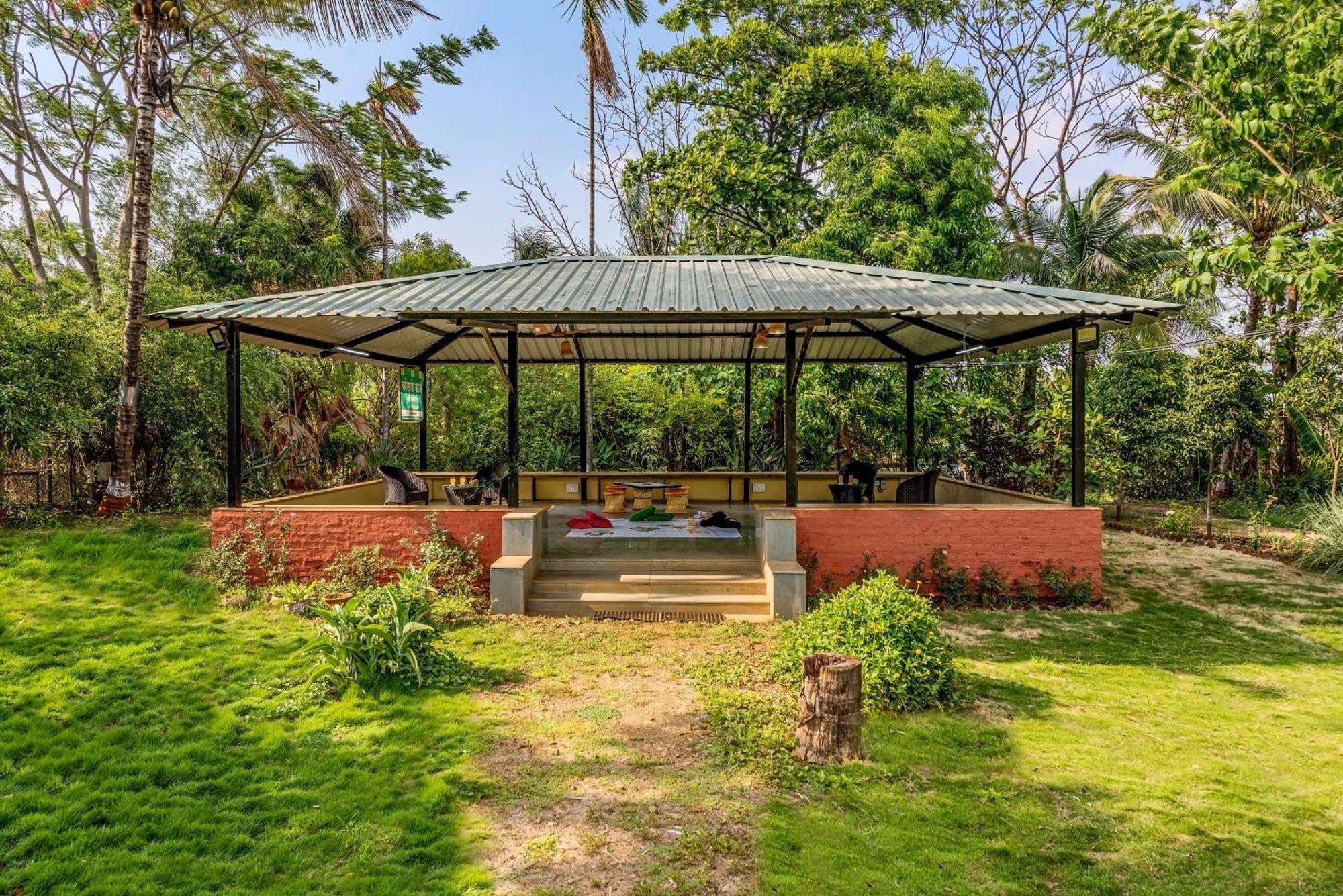 Saffronstays Lakeview Nivara - Farm Stay Villa With Private Pool Near Púna Exteriér fotografie